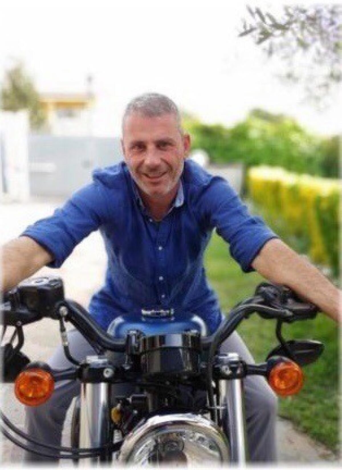 Schianto in moto: ad Aprilia l'ultimo saluto a Piero Di Gregorio - 