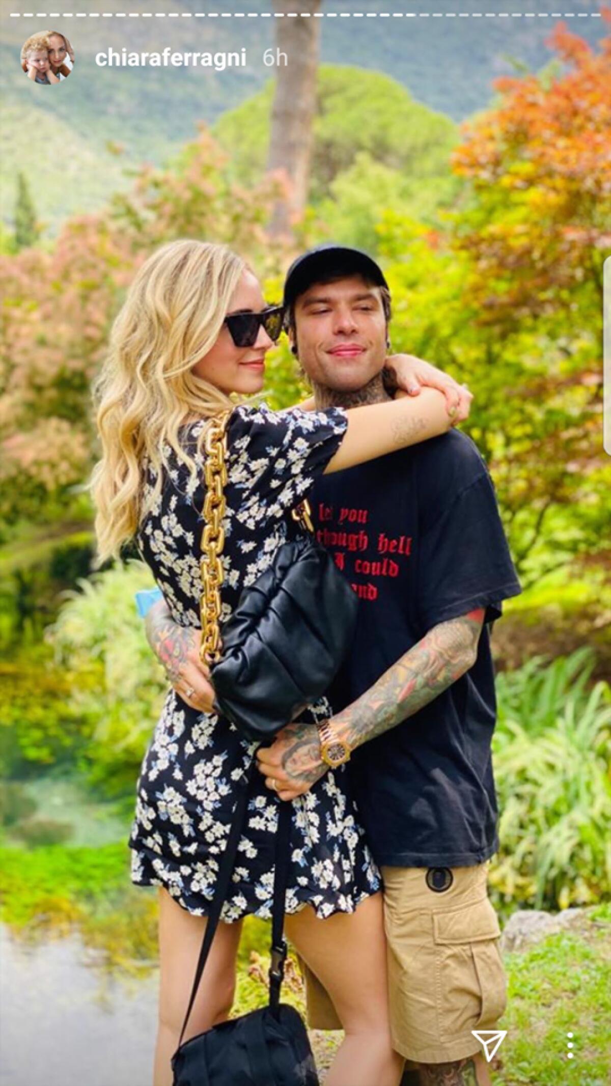 Visita privata a sorpresa dei “Ferragnez” agli incantevoli Giardini di Ninfa. Le FOTO - 