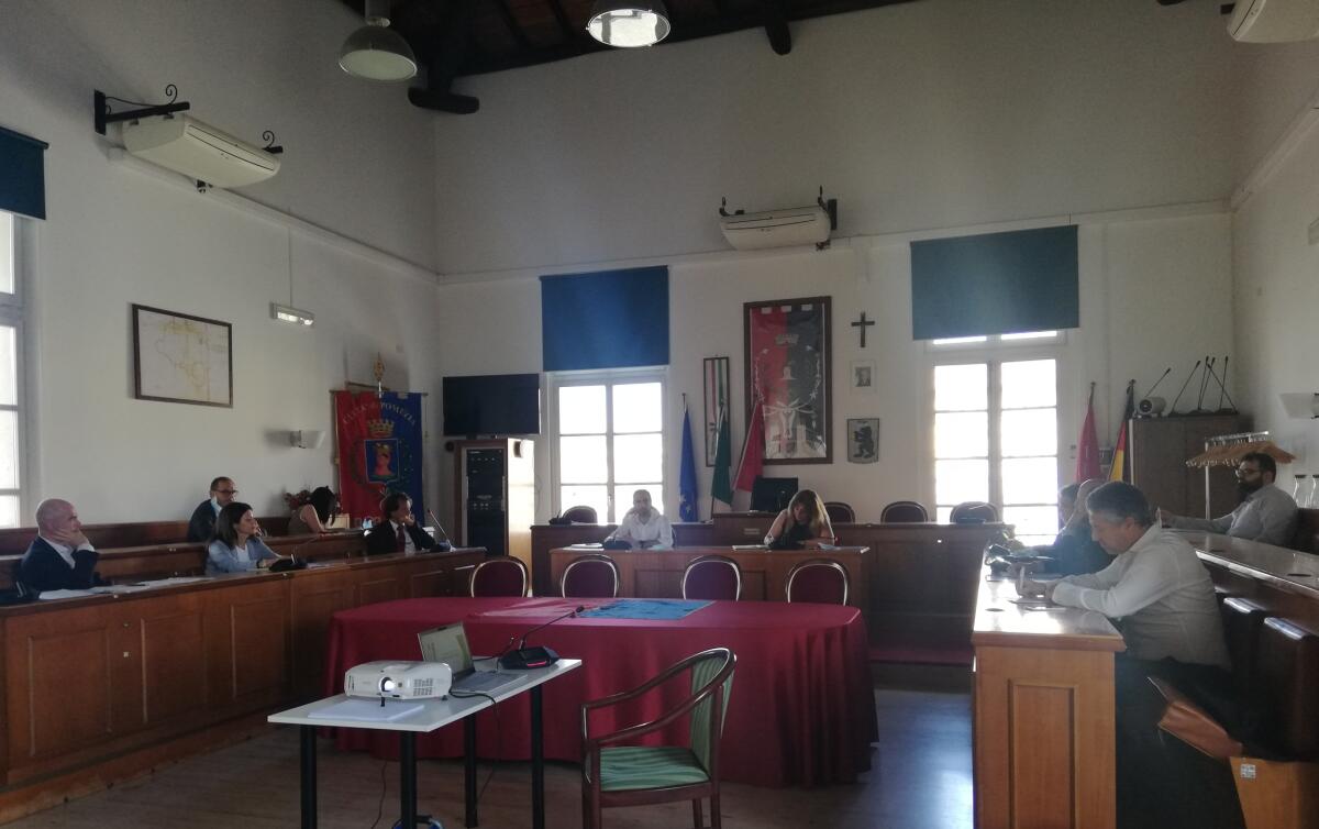 Coronavirus, dal lockdown alla ripresa: a Pomezia riunione in Aula Consiliare sul tema turismo. - 
