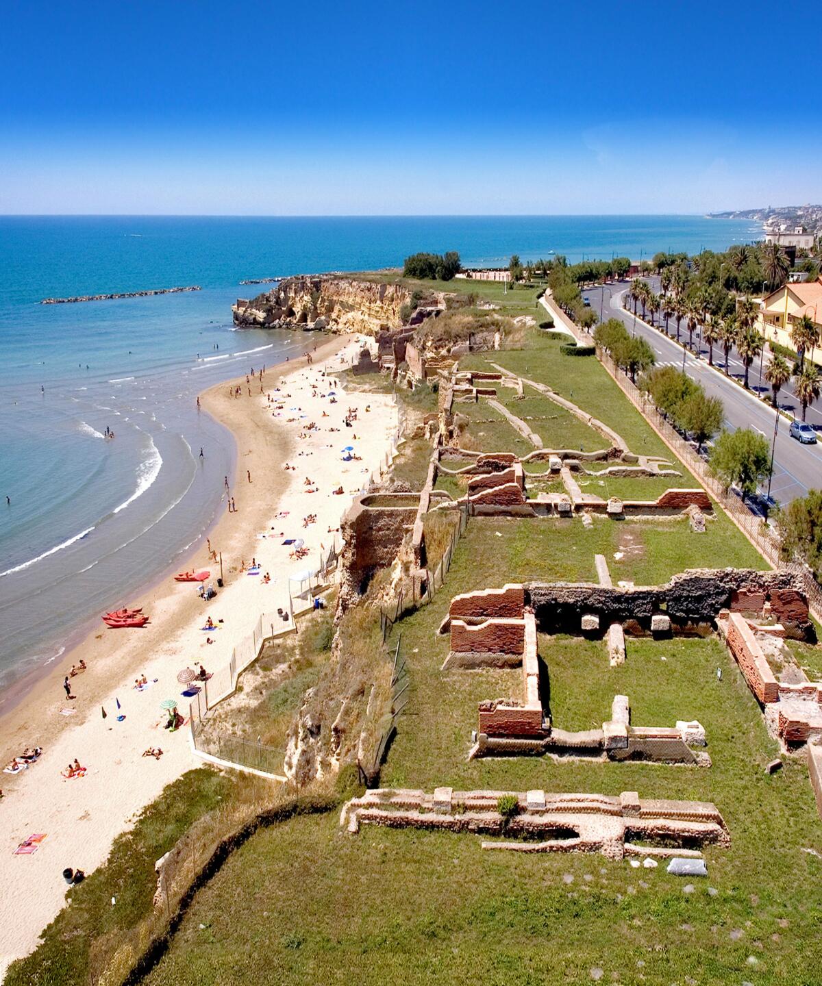 Ad Anzio parte la raccolta differenziata nelle spiagge libere e riapre l’Ufficio del Turista e del Cittadino. - 