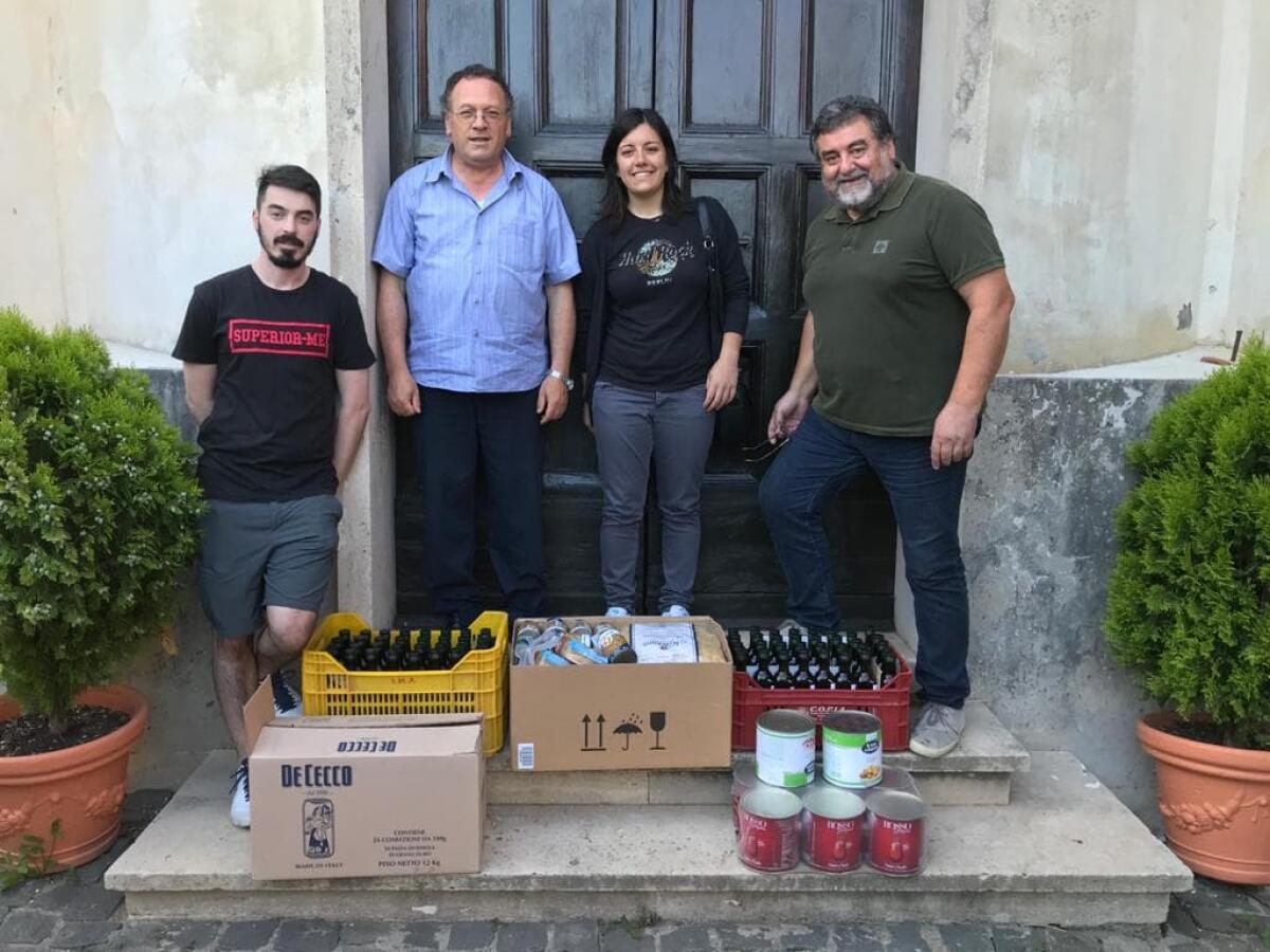 Coronavirus: la Pro Loco Cori dona alla Caritas generi alimentari e l’olio del concorso "L’olio delle Colline" - 