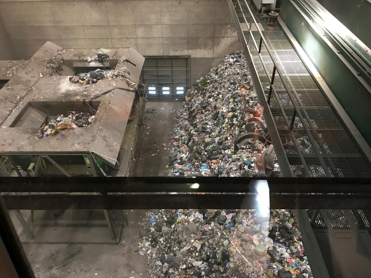 Rifiuti, dal Comune di Lanuvio: "Grave decisione Rida Ambiente che ha sospeso il conferimento. Intervenga Regione Lazio" - 