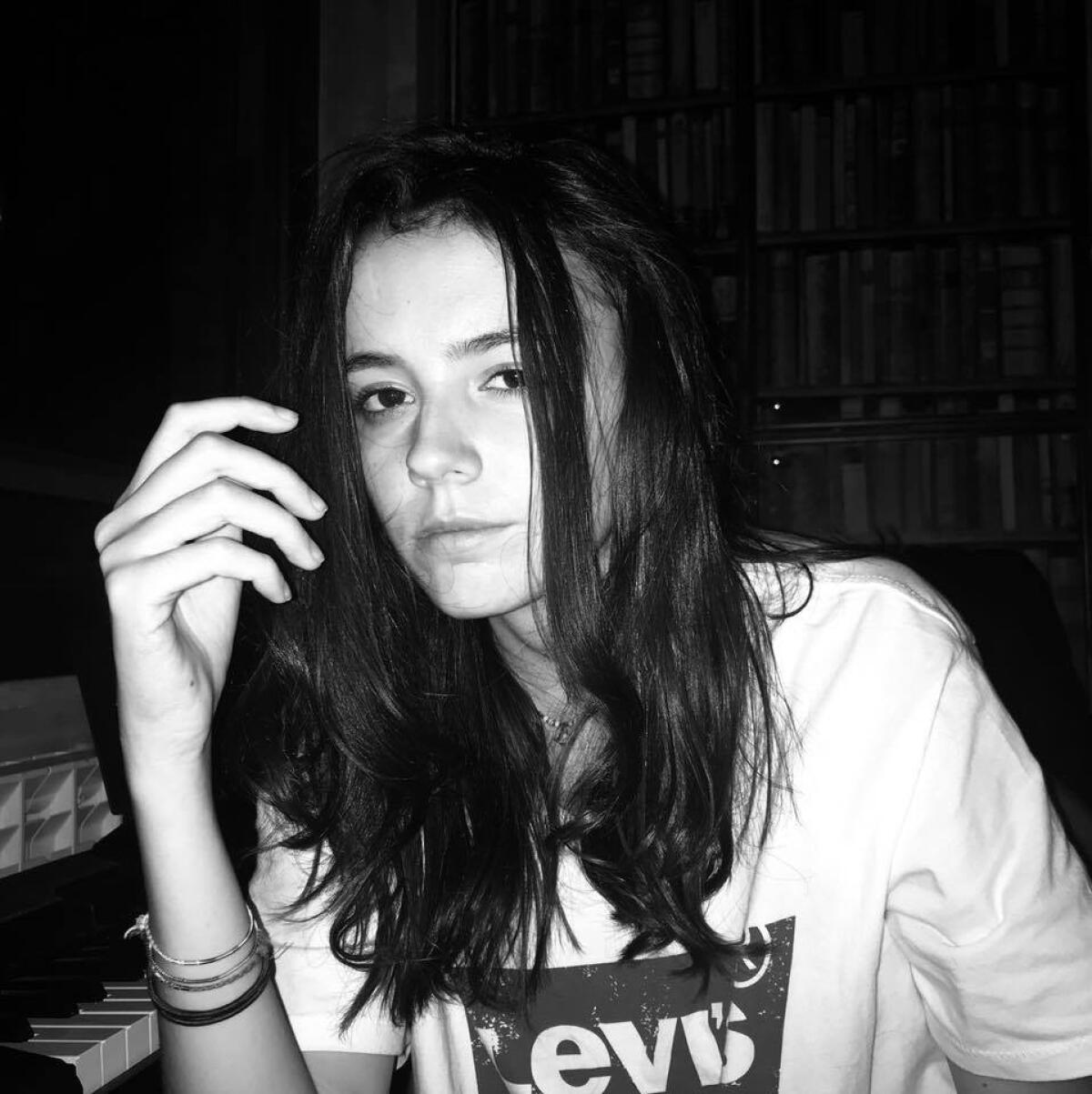 Anzio - Ecco "Spazio", primo Ep di Arianna Del Giaccio pubblicato da Bomba Dischi - 