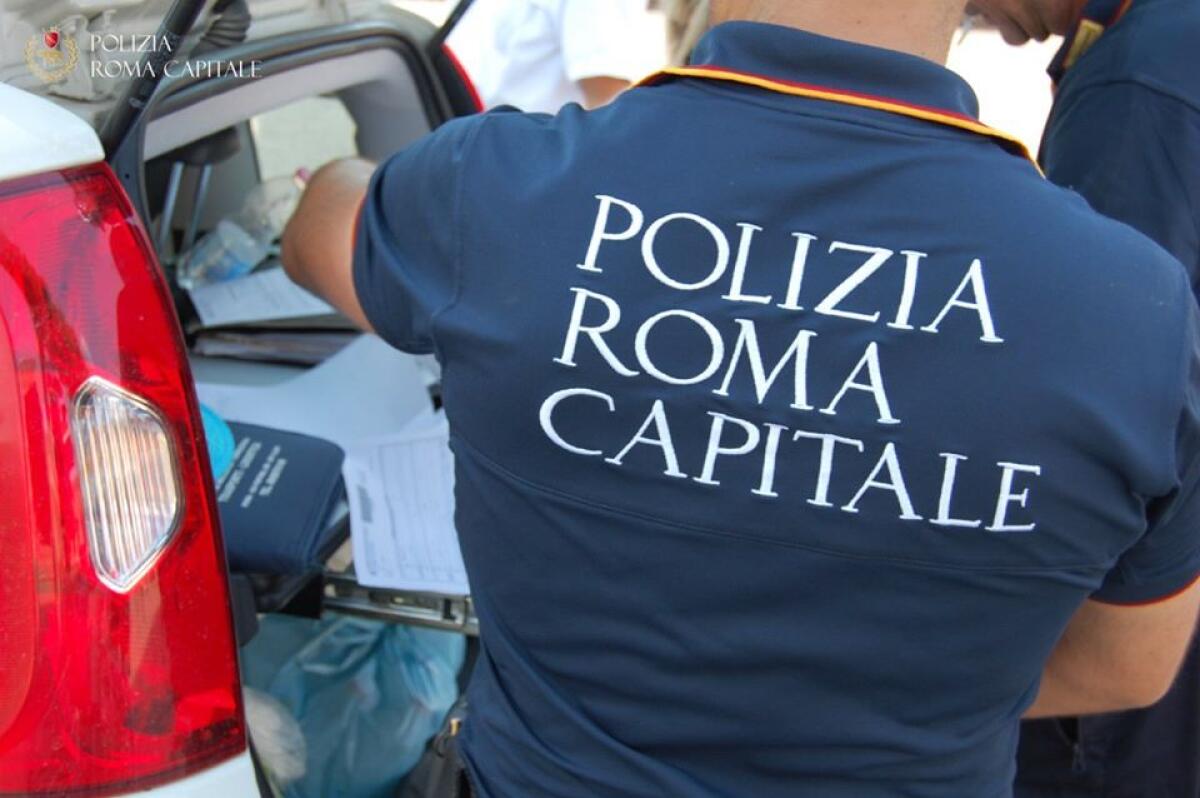 Scatta il sequestro preventivo del campo nomadi di Castel Romano, sulla Pontina. Questa mattina il blitz. - 