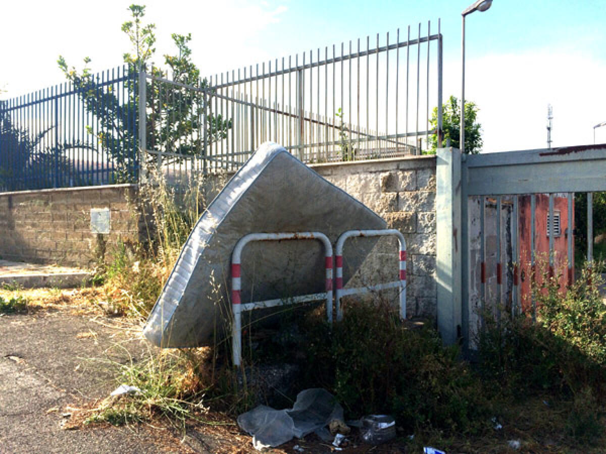 Aprilia, riparte servizio di raccolta domiciliare di rifiuti ingombranti - 