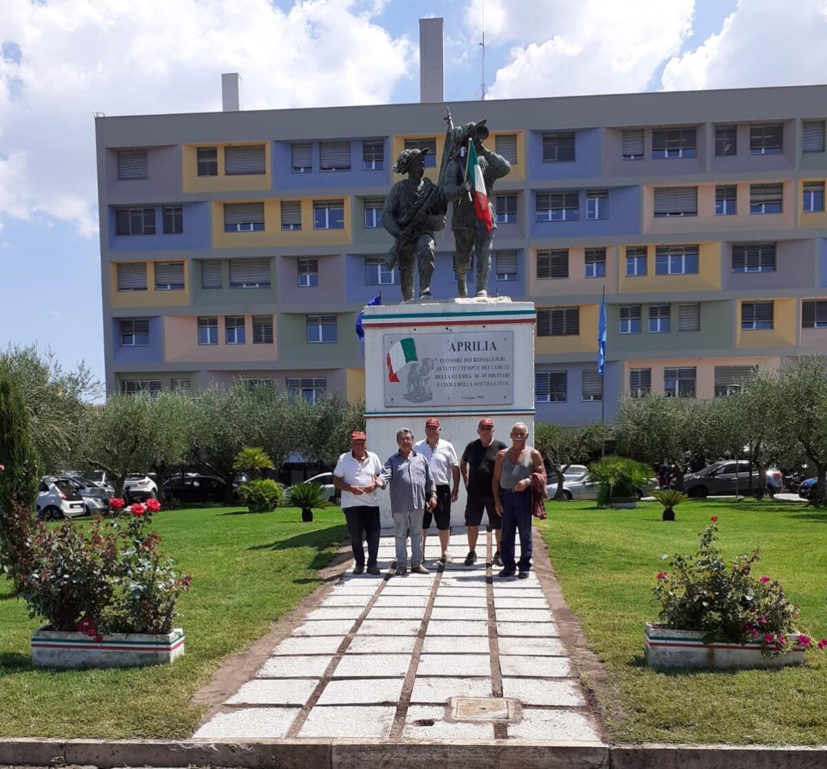 Nuova pavimentazione per il Monumento ai Bersaglieri di Aprilia - 