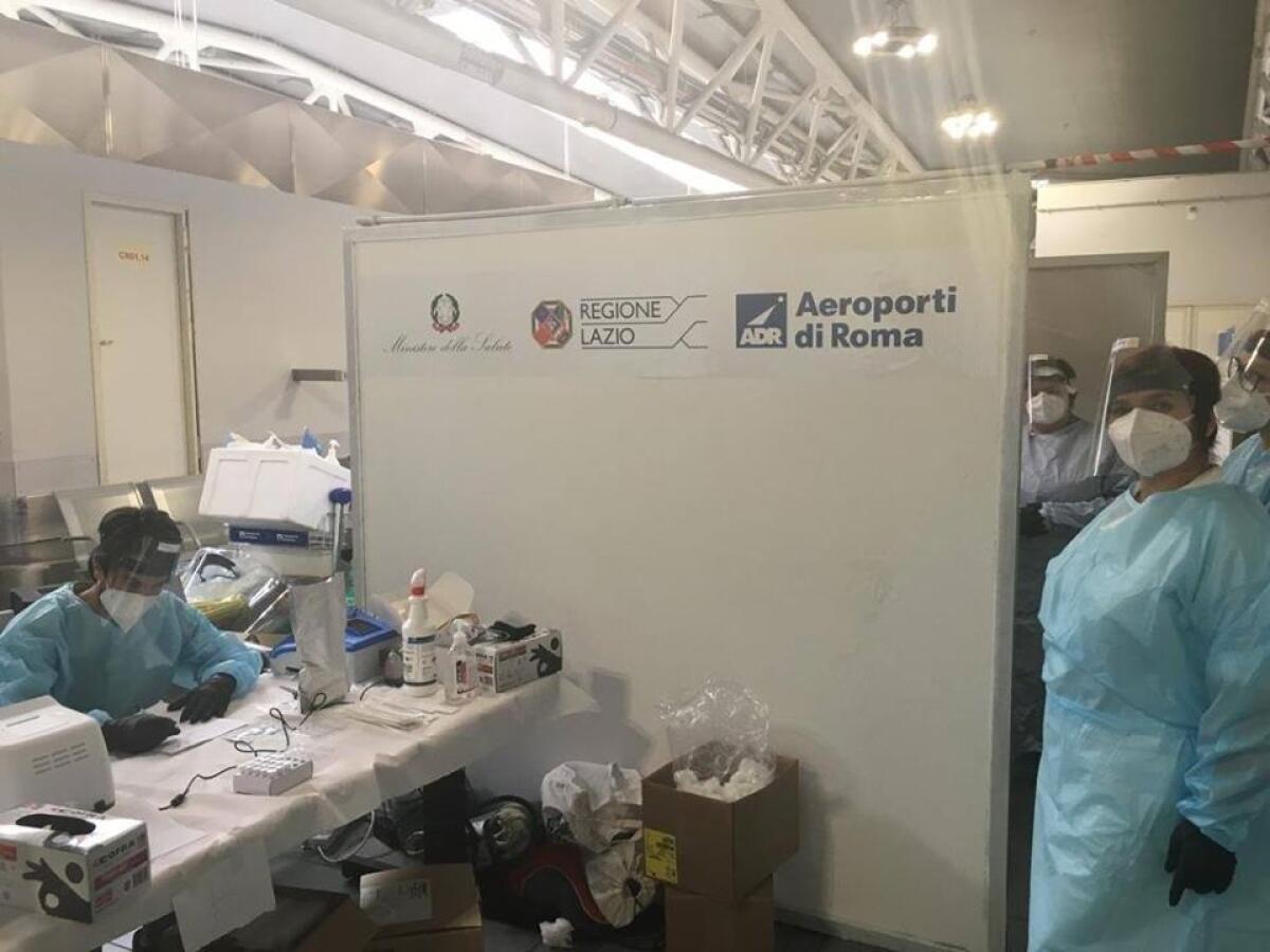 Test rapidi a Fiumicino e Ciampino, scovati altri 2 positivi al covid: c'è anche un bambino - 