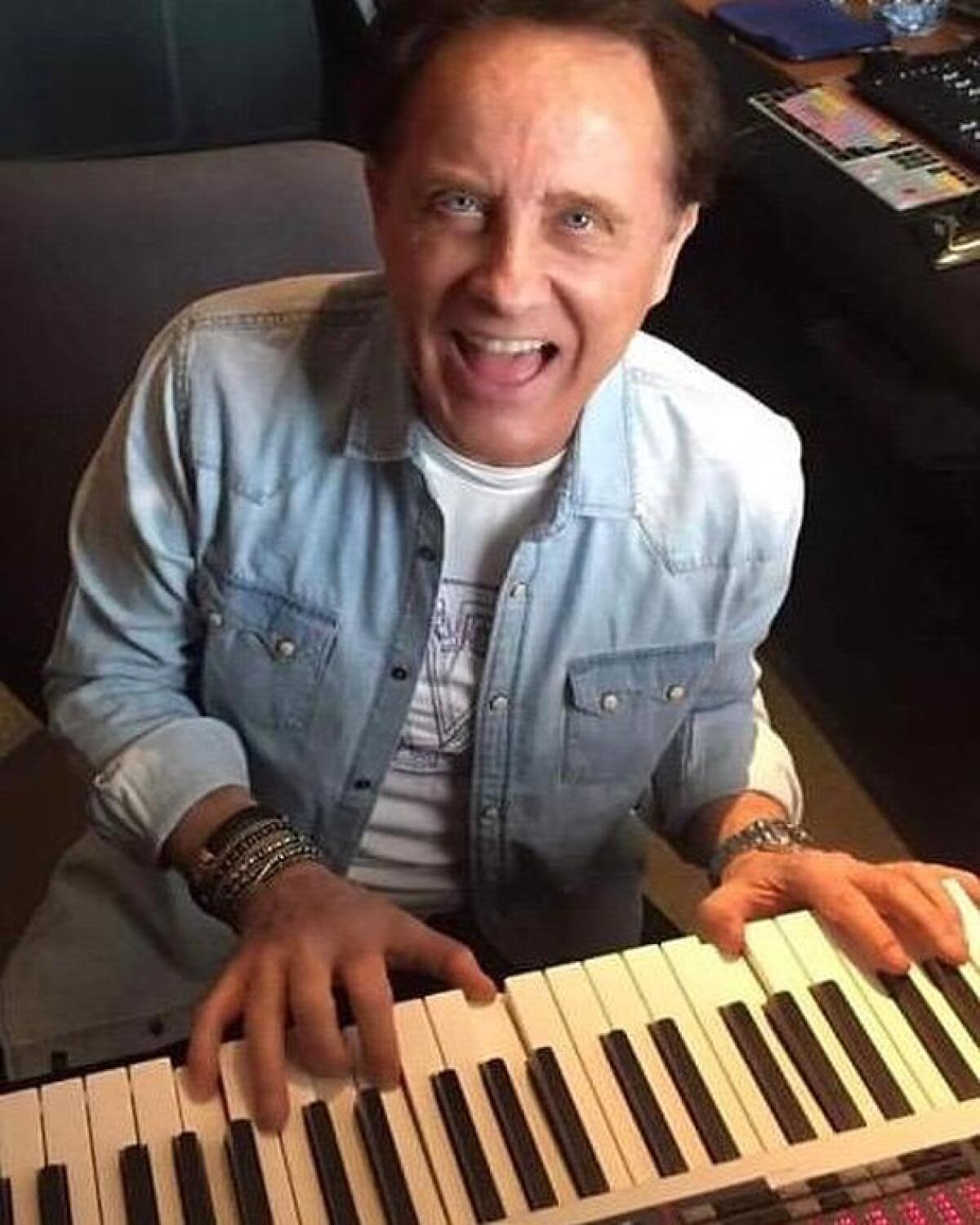 Rinviato a Cisterna il concerto del 16 agosto di Roby Facchinetti. Il sindaco: “la salute prima di tutto”. - 