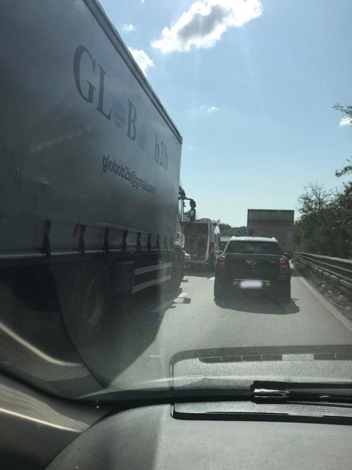 Incidente sulla Pontina a Spinaceto, un ferito grave - 