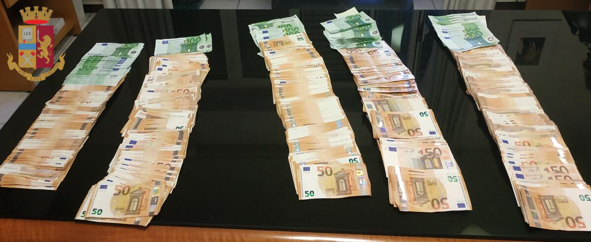 Orologi in oro, auto di lusso e musica trap a tutto volume: la Questura di Roma arresta 7 persone per narcotraffico, una è di Genzano. - 
