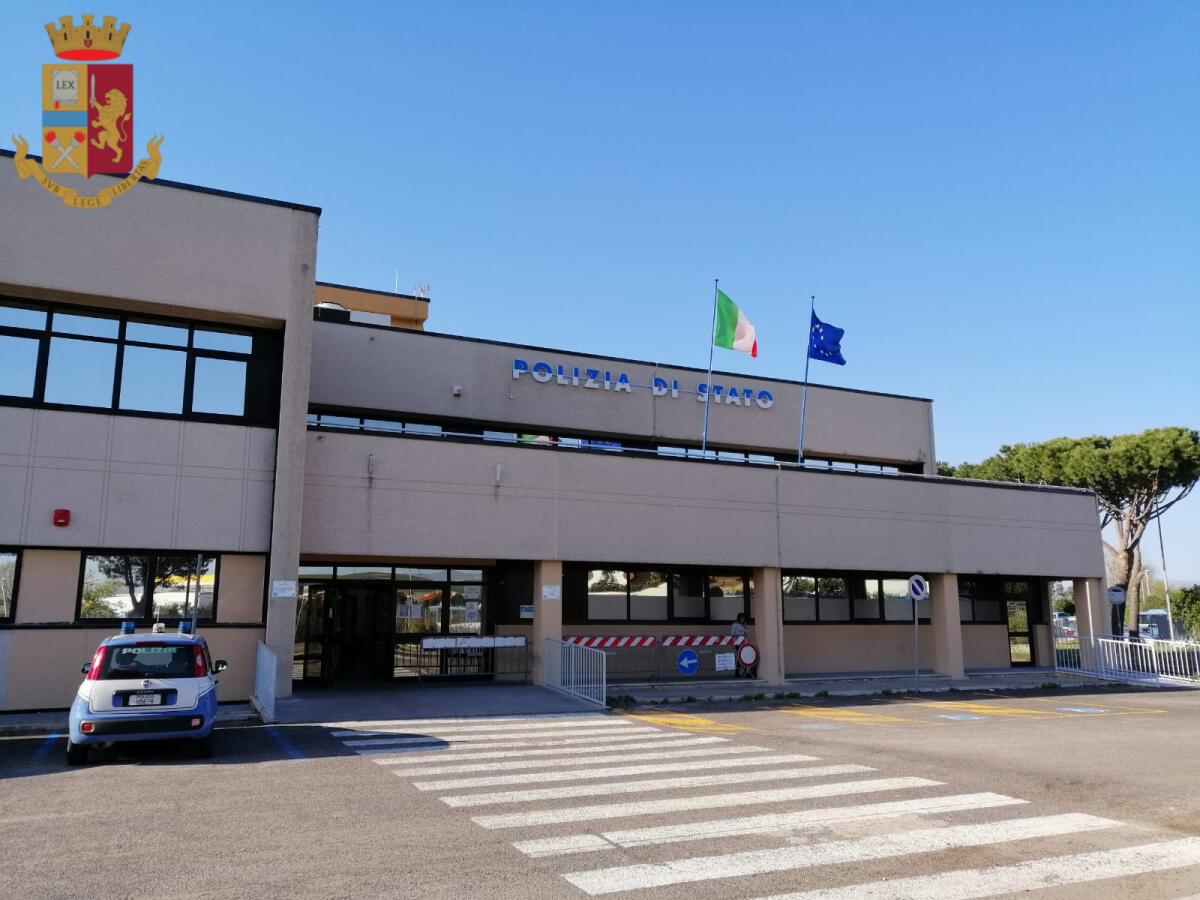 Rapinano una giovane in casa a Roma, immobilizzandola con un cuscino sul volto: due arresti, uno è di Frascati. - 