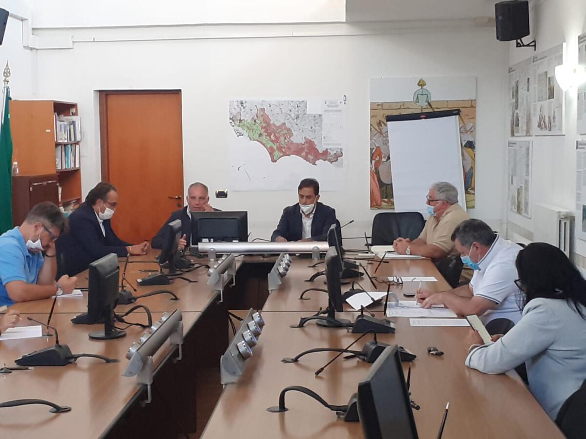 Incendio all’Impianto Loas di Aprilia, il Presidente della Provincia in Commissione: “l’obiettivo resta la gestione pubblica del ciclo rifiuti”. - 