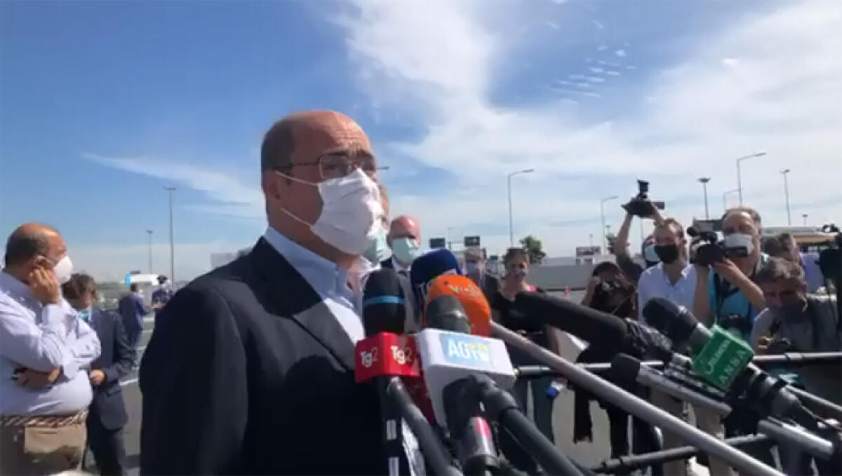 All’aeroporto di Fiumicino attivato in tempi record un nuovo ‘drive in’ per i test Covid. Zingaretti: “è il più grande d’Italia”. - 