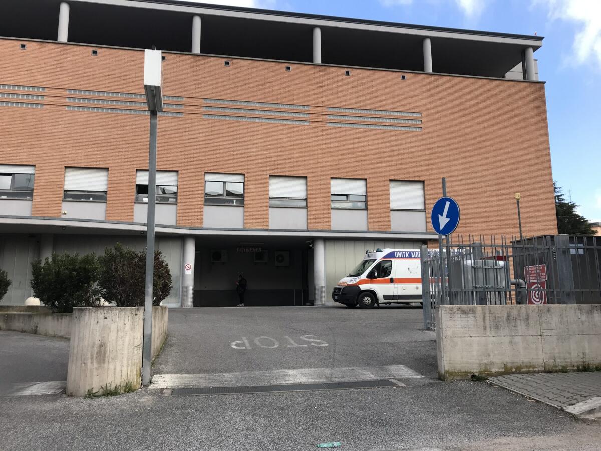 15 i contagi Covid alla clinica  di Aprilia: tamponi a tappeto, la struttura chiusa al pubblico. Il Sindaco Terra: "ci vorranno almeno 3 giorni per riaprire il Ps". - 