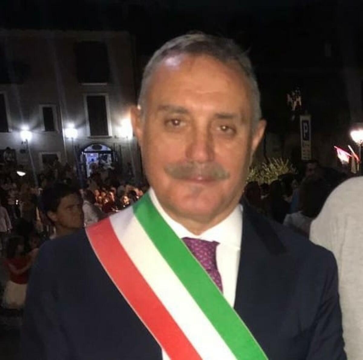 Concussione e falso: i Carabinieri arrestano il Sindaco di Artena, Felicetto Angelini, e anche l’assessore ai lavori pubblici. - 