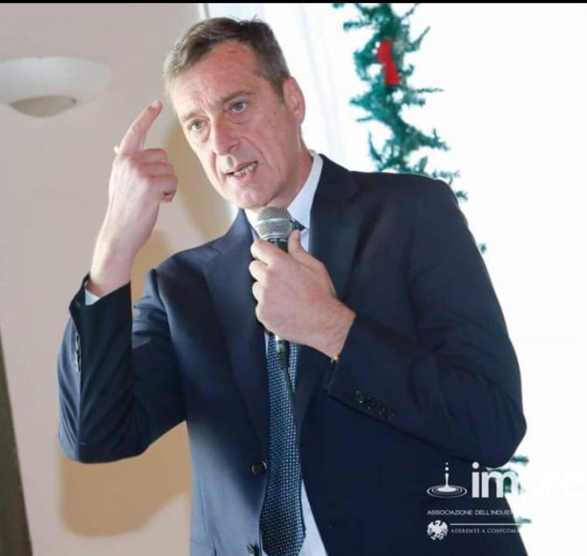 Nuovo Dpcm, Acampora (Confcommercio): "Situazione drammatica per migliaia di imprese e lavoratori, immediati ristori e misure compensative. Resistiamo” - 