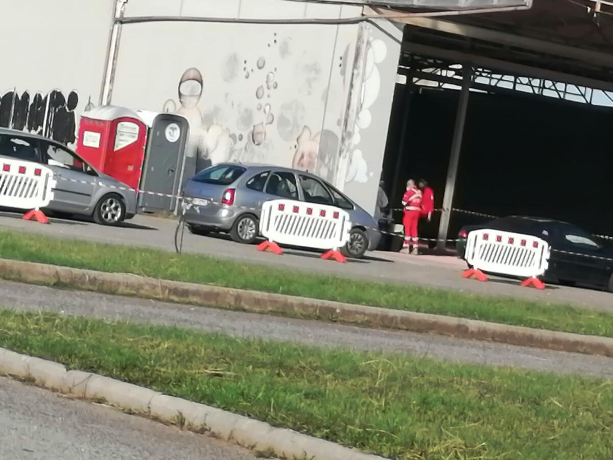 Covid, i casi di positività ad Aprilia oggi salgono a 137. Code moderate al drive-in di Campoverde. Oggi eseguiti 100 tamponi. - 