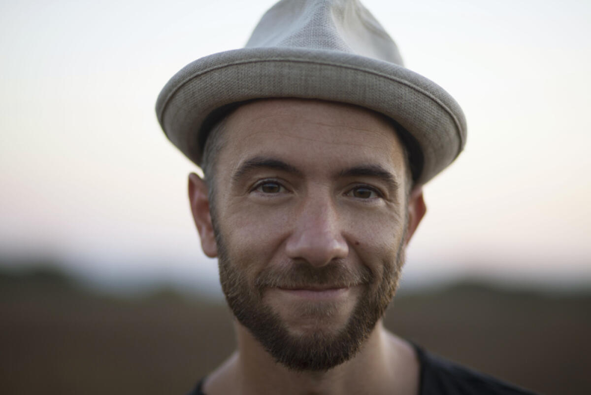 Riparte la stagione all'Ex Mattatoio di Aprilia: questa sera il concerto di Emilio Stella. Partiti anche i laboratori  di “Impararsuonando”. - 