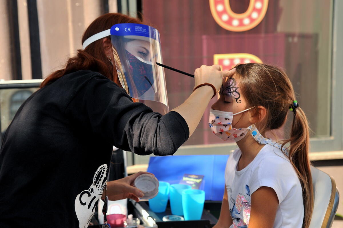 Mascherine e costumi protagonisti a Cinecittà World per continuare a festeggiare Halloween in sicurezza - 