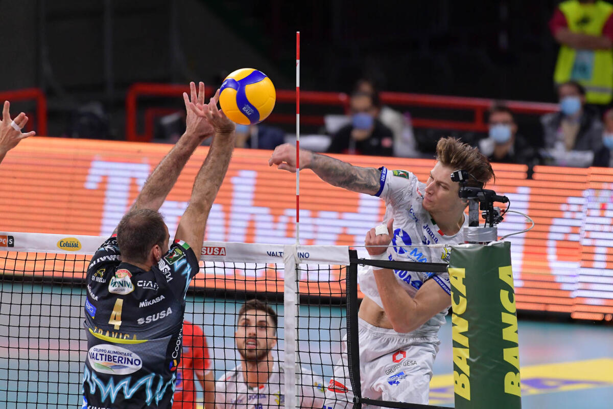 Pallavolo di Superlega: la capolista Perugia ferma la Top Volley Cisterna in tre set. - 