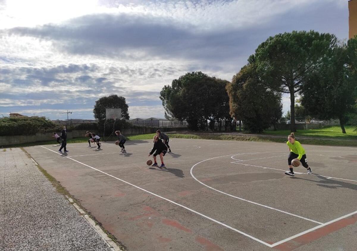 Riprendono all'aperto gli allenamenti del settore femminile della Virtus Basket Aprilia - 