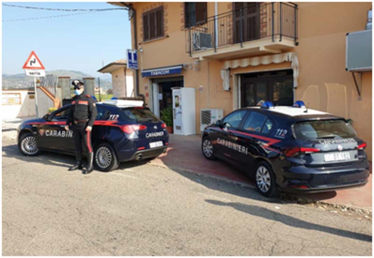 Botte e spari a Sezze, arresti convalidati per un 78enne e i suoi due figli - 