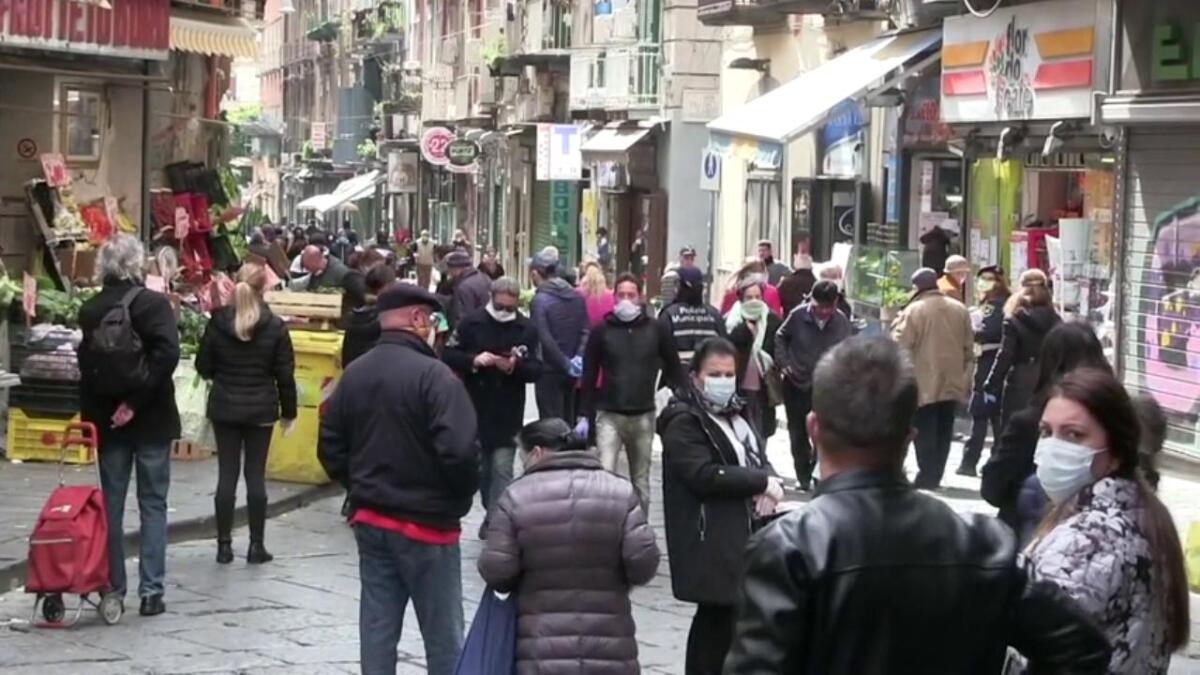 Coronavirus, basta assembramenti. Il Ministero dell'Interno sollecita chiusura piazze - 