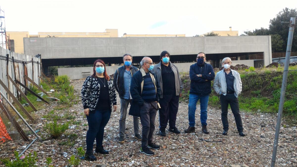 Mensa dei poveri in via Giusti ad Aprilia, il sopralluogo di sindaco e assessore - 