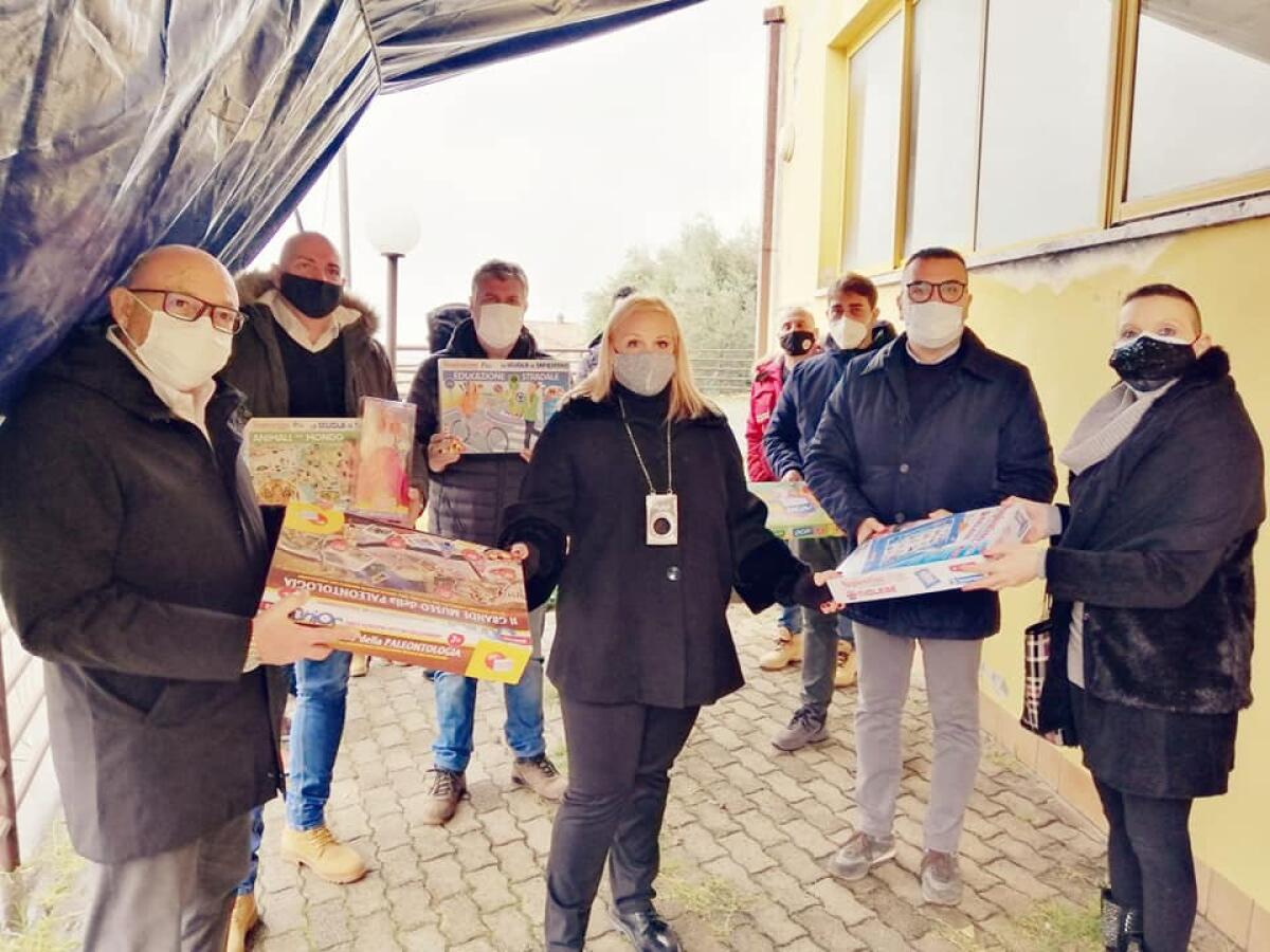 “Dona un giocattolo”: l'iniziativa dedicata ai bambini bisognosi nel sud pontino - 