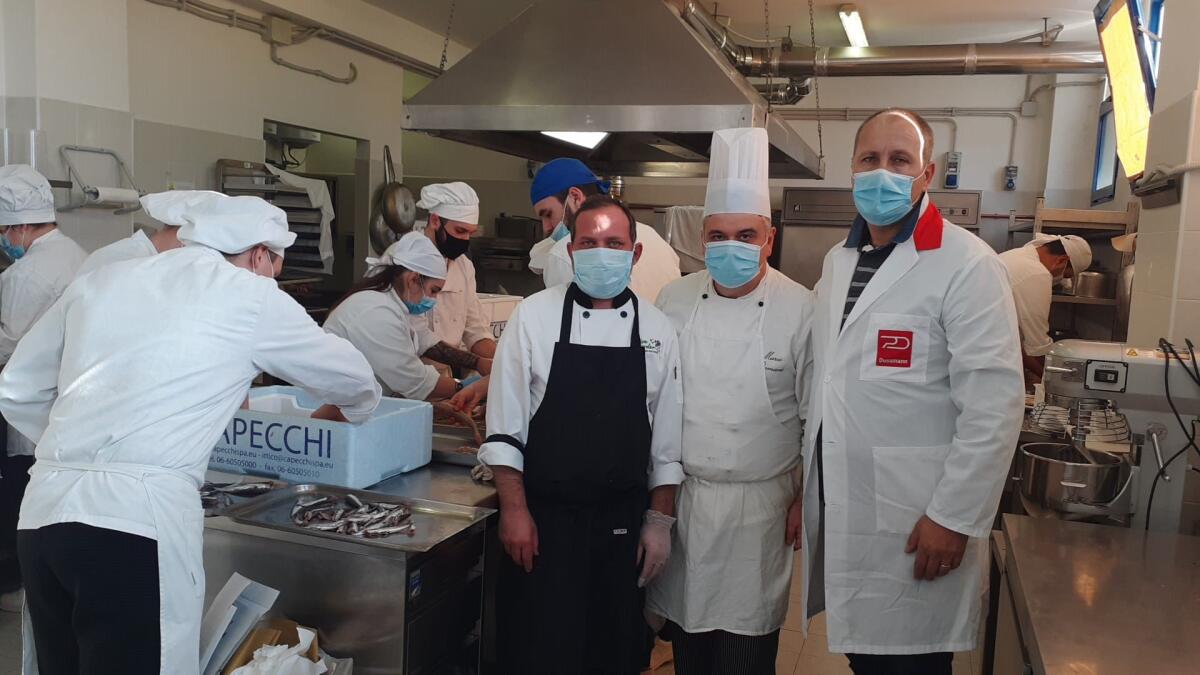 Pesce fresco nelle mense scolastiche di Anzio grazie all'istituto Apicio-Colonna Gatti - 