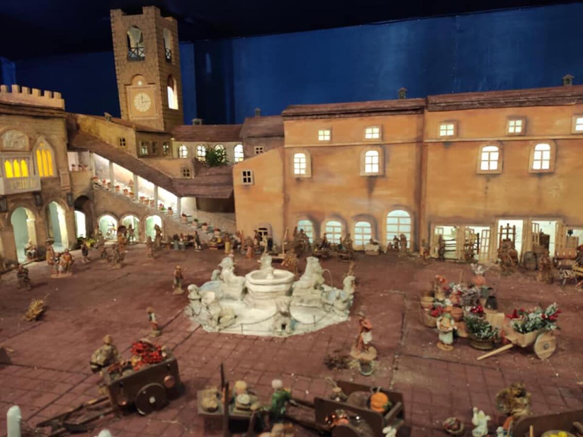 Inaugurato ad Albano il presepe in piazza XXV Aprile - 