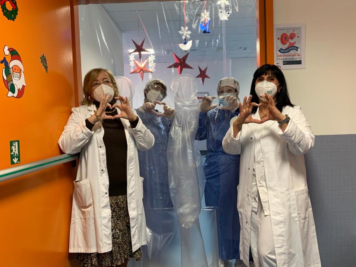 Operativa la tenda degli abbracci presso il reparto Covid 2 dell’Ospedale dei Castelli FOTO - 