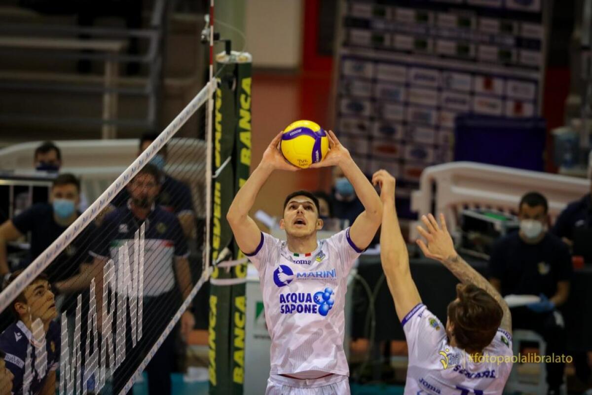 Seganov, della Top Volley Cisterna, in Israele per il debutto con la Bulgaria nelle qualificazioni al campionato europeo. - 