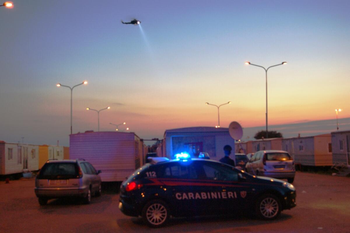 Furti e rapine, nomade di 34 anni deve scontare 18 anni di carcere: arrestata a Castel Romano - 