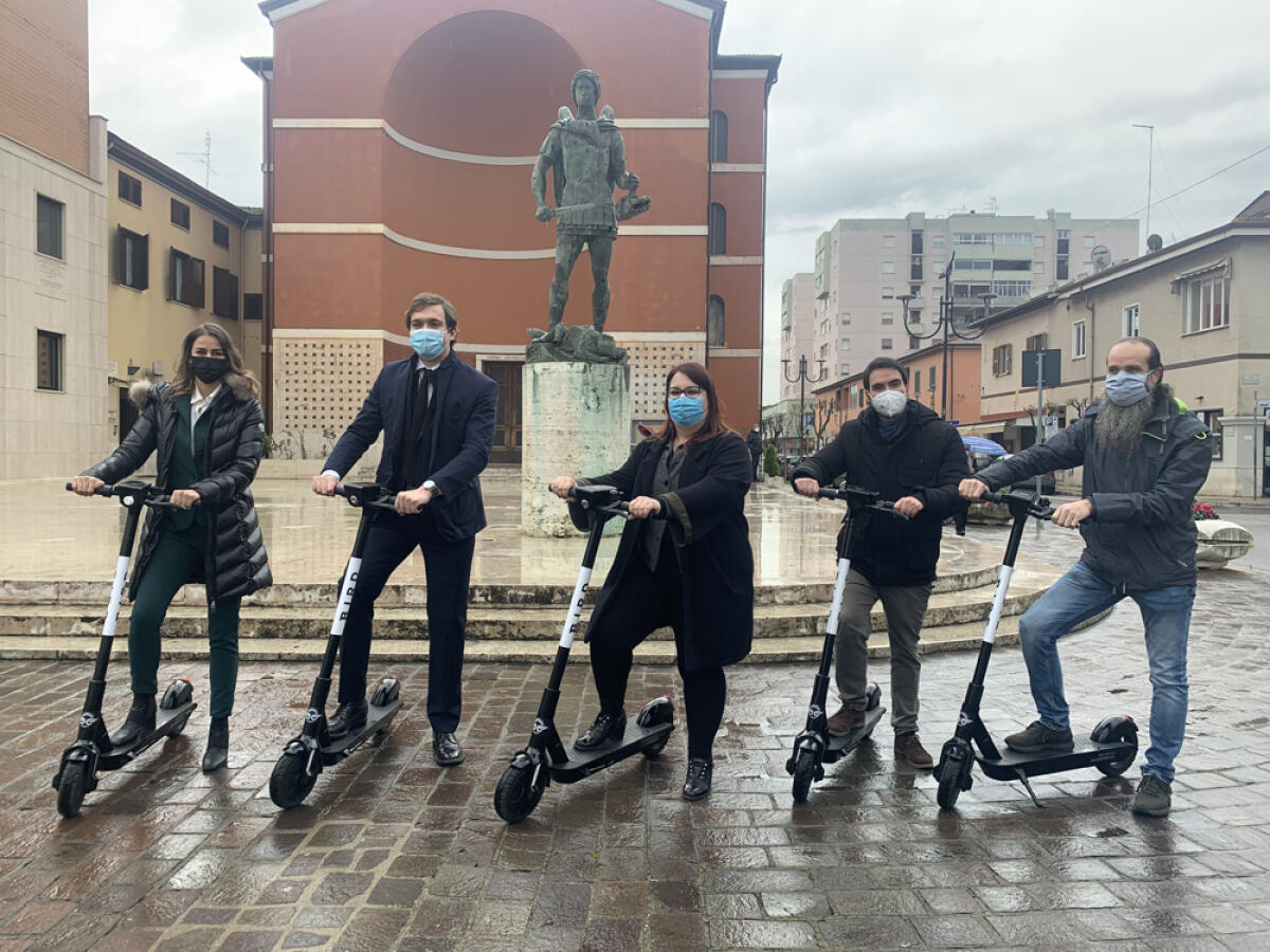 Monopattini elettrici ad Aprilia, presentato il nuovo servizio di sharing FOTO - 