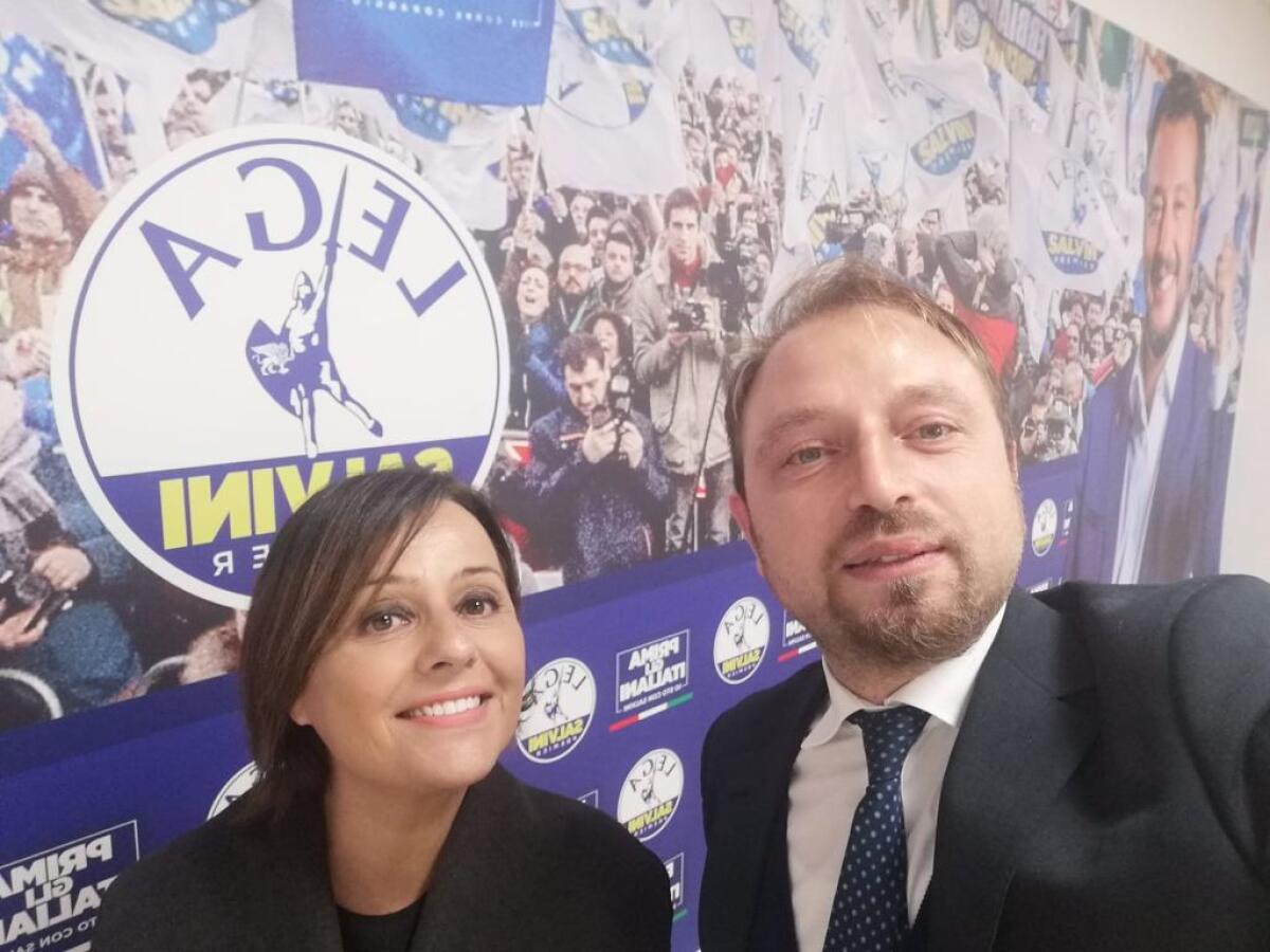 Vaccini. "Scandalosa gestione prenotazioni over 80 non autosufficienti" - 