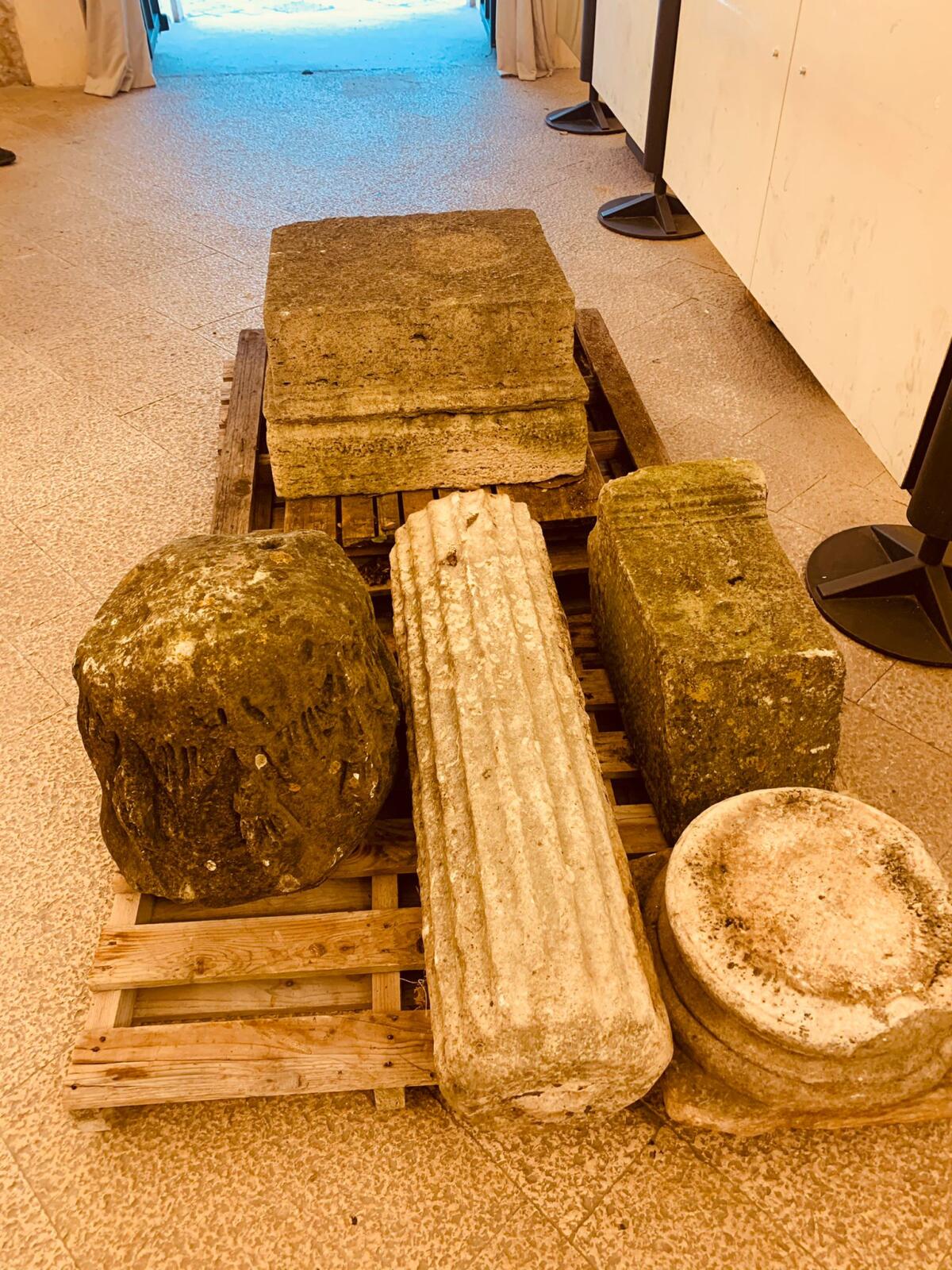 Al Museo Civico di Fondi i reperti archeologici sequestrati  a casa di un privato dalla Finanza nel 2018. - 