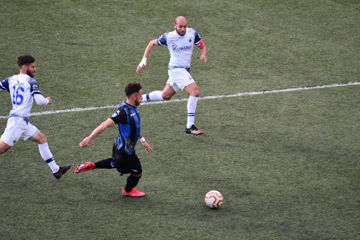 Calcio - Tra Formia e Latina si chiude con un pari - 