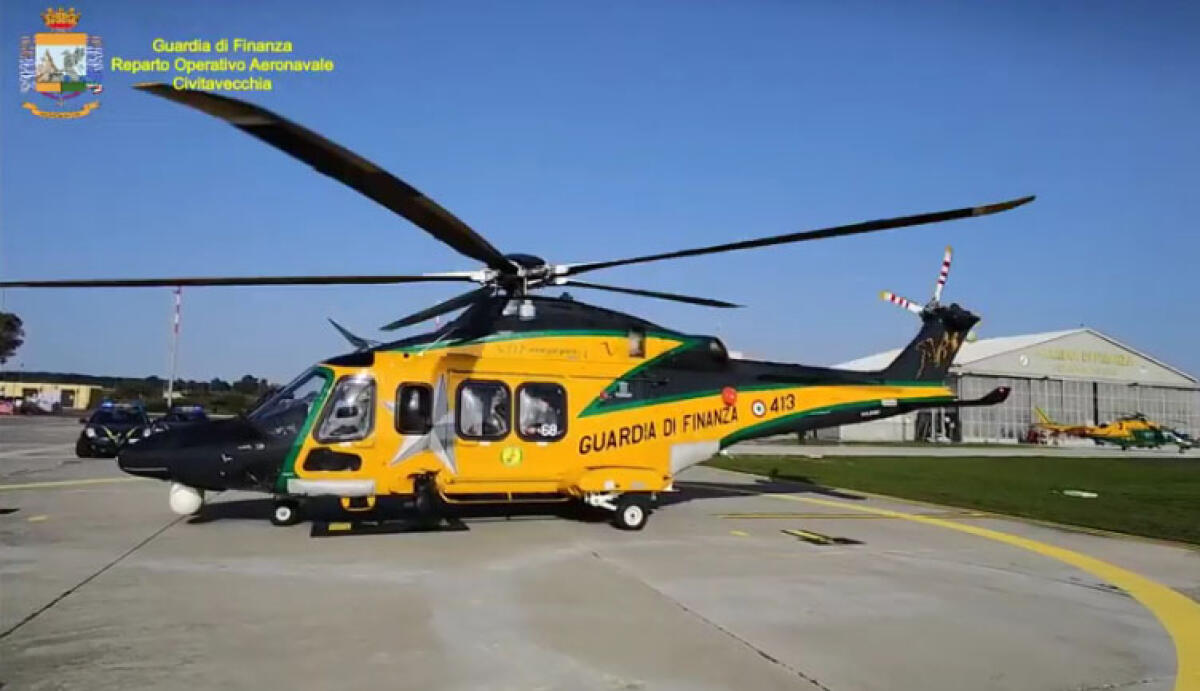 I vaccini anti covid19 arrivano a Ponza grazie alla Guardia di Finanza VIDEO - 