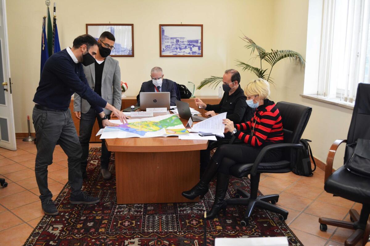 Pomezia, aggiornato il Piano di emergenza comunale di Protezione Civile. Il Sindaco Zuccalà: “Uno strumento fondamentale a tutela della nostra comunità” - 