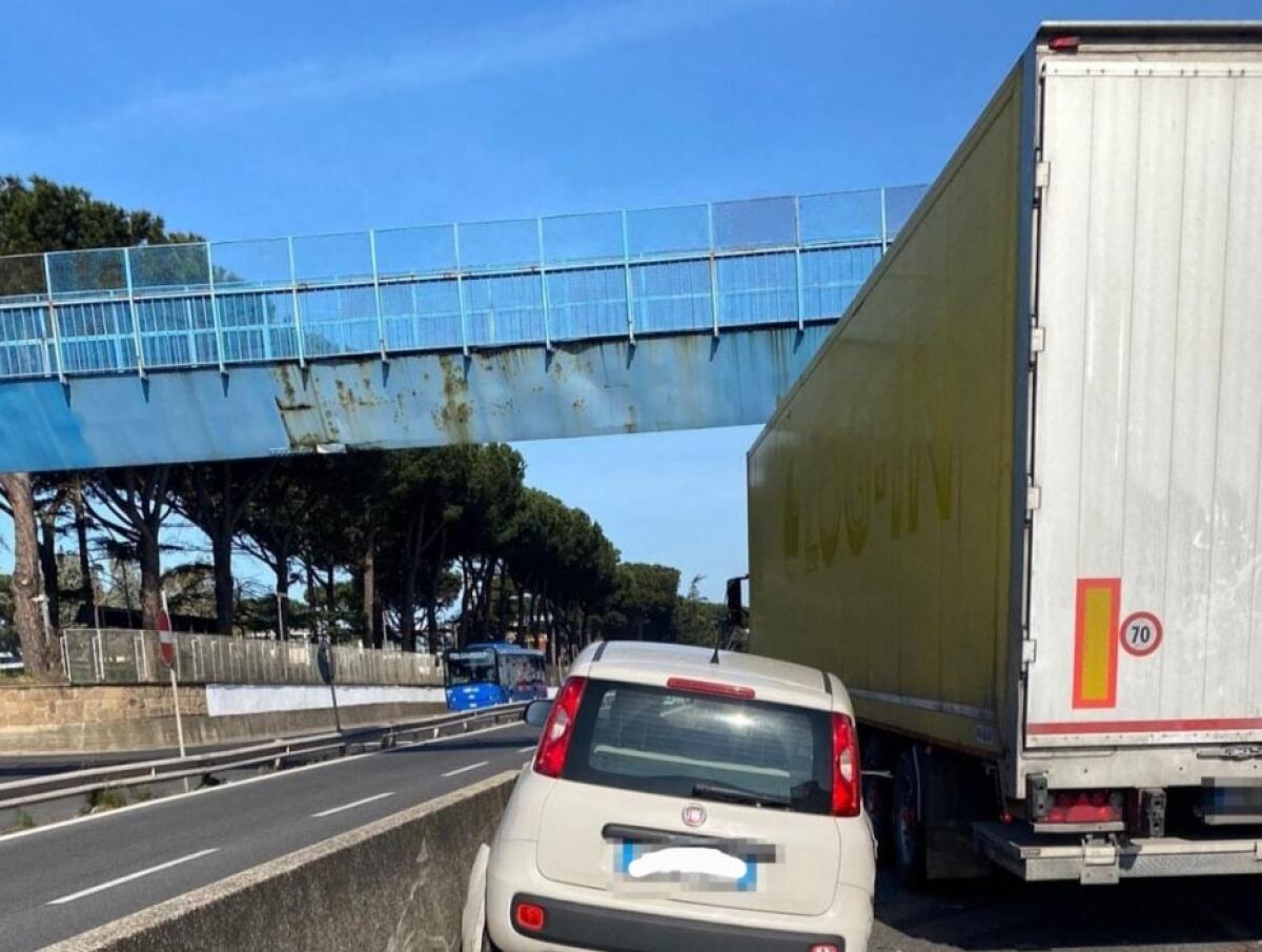 Pontina, incidente verso Roma: disagi al traffico - 