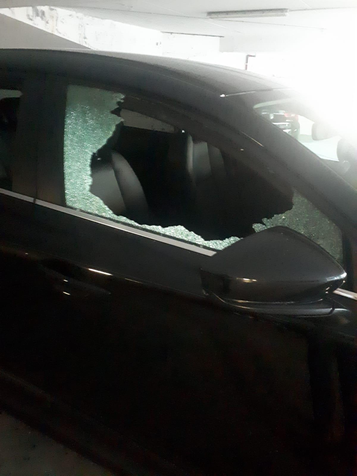 Nettuno, a San Giacomo auto danneggiate dai ladri - 