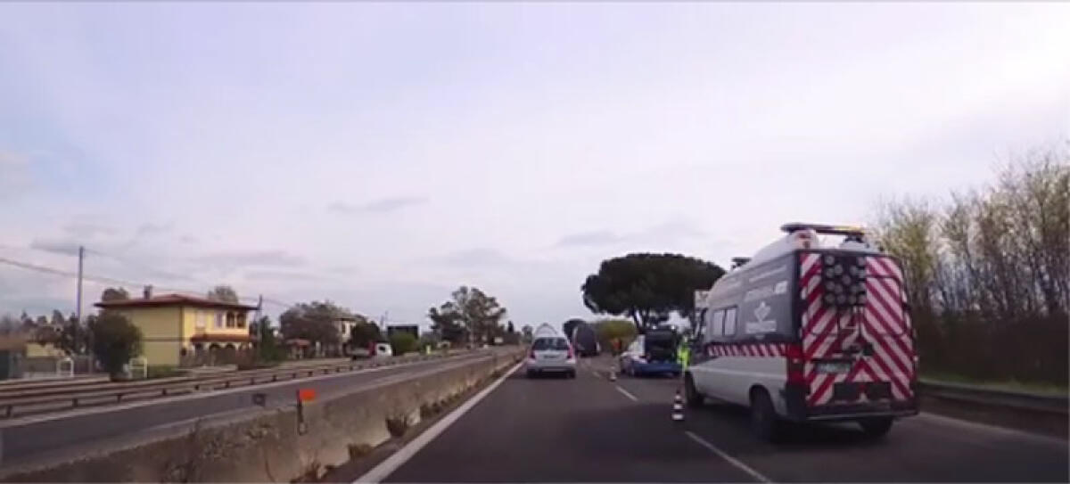 Pontina, incidente ad Aprilia: oltre 3 km di code verso sud - 