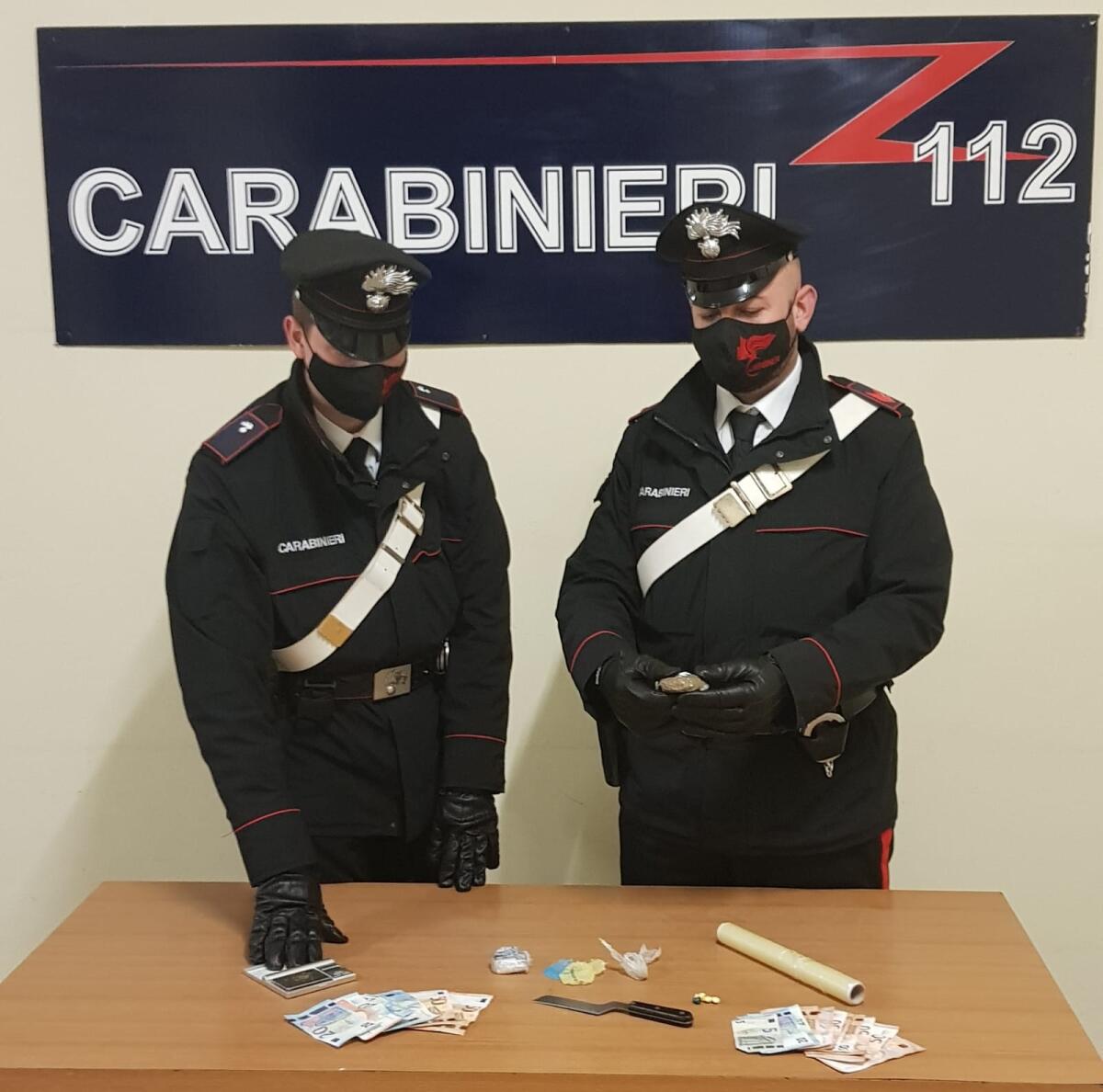 Due nuovi arresti per droga sul litorale romano a Torvaianica: i Carabinieri scovano due coinquilini pusher. - 