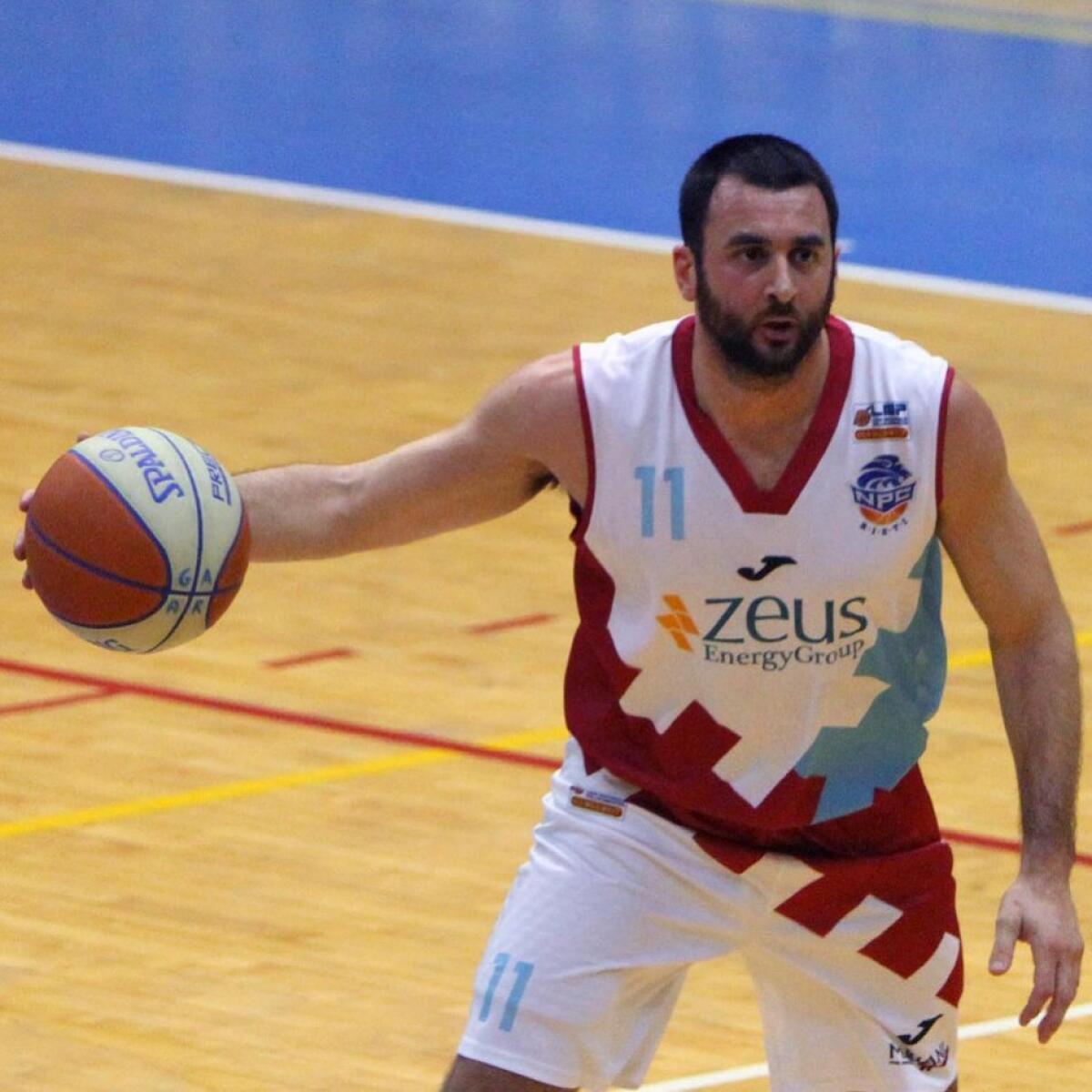 Basket maschile serie A2: Latina riceve la visita del Rieti. Annullato il contratto con lo statunitense Anthony Raffa, positivo al Covid. - 