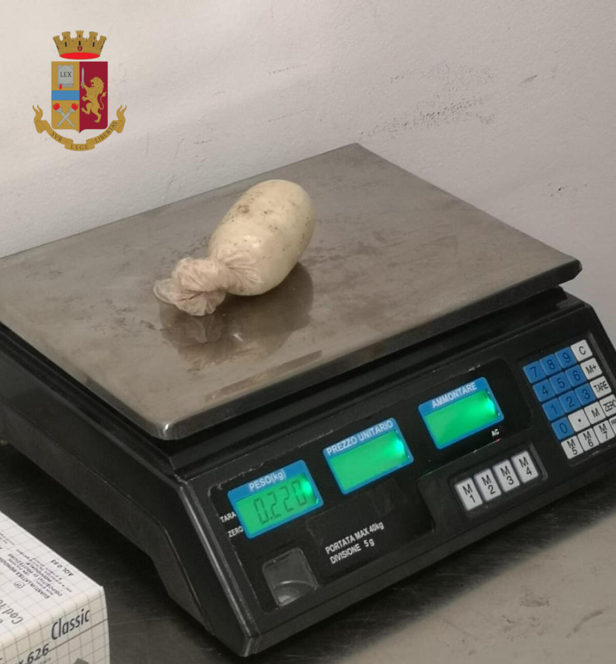 Trasportava in aereo eroina all’interno del proprio corpo: ovulatrice nigeriana arrestata dalla Polizia - 