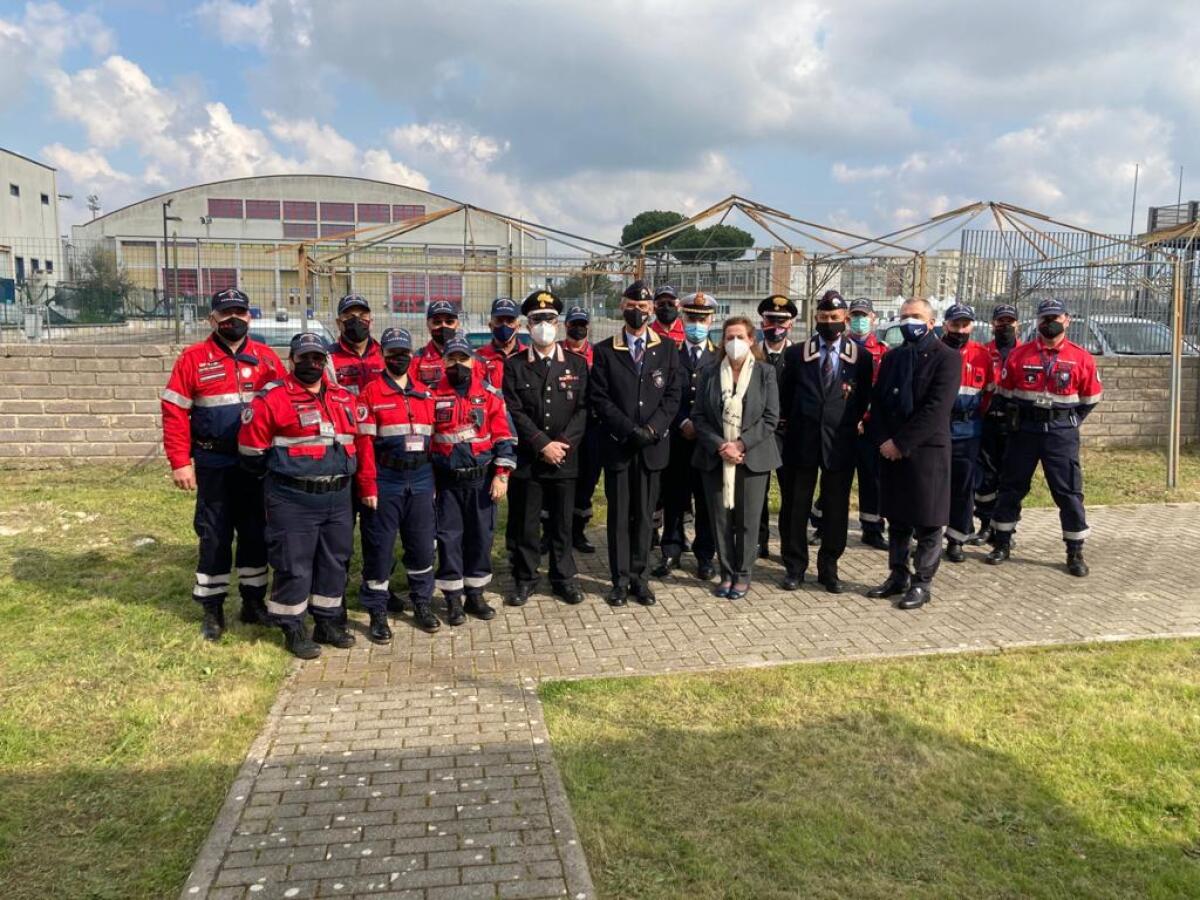 Attestato di Lode per i Carabinieri in Congedo a Cisterna. Fecero desistere una giovane dal tentativo di gettarsi da una balaustra - 