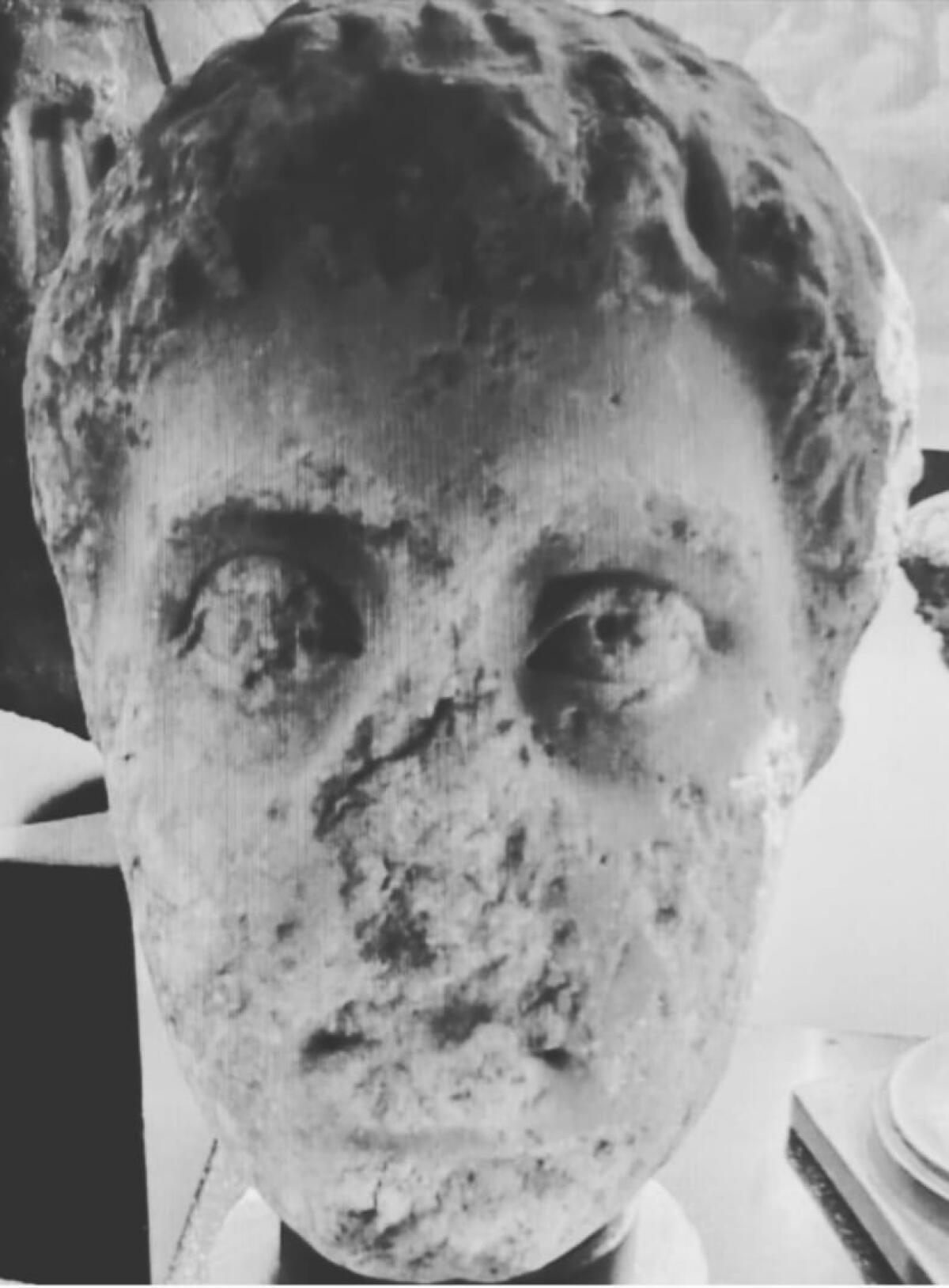 Trovata anche la seconda testa romana trafugata dall'aula consiliare di Fondi nel 1979 - 