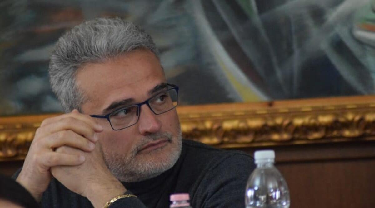 Affari illeciti al cimitero di Sezze: il Sindaco Di Raimo pronto a dimettersi e invita l’intero Consiglio a fare lo stesso. - 