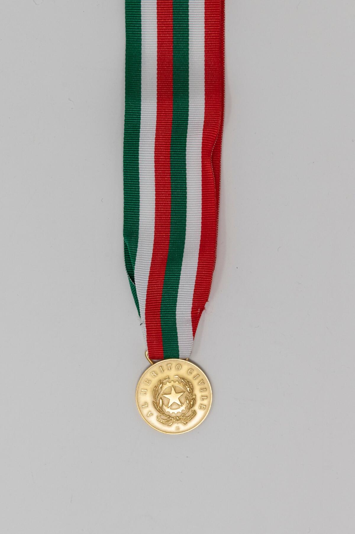 Oggi sabato 10 aprile, ricorre il 169° Anniversario della fondazione della Polizia di Stato. - 